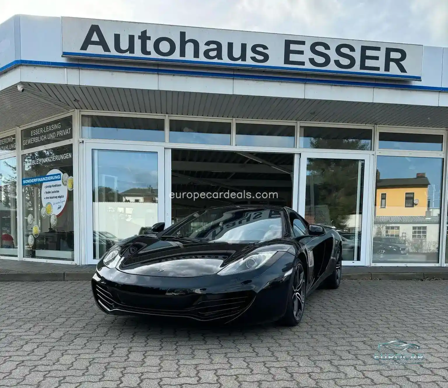 McLaren MP4-12C