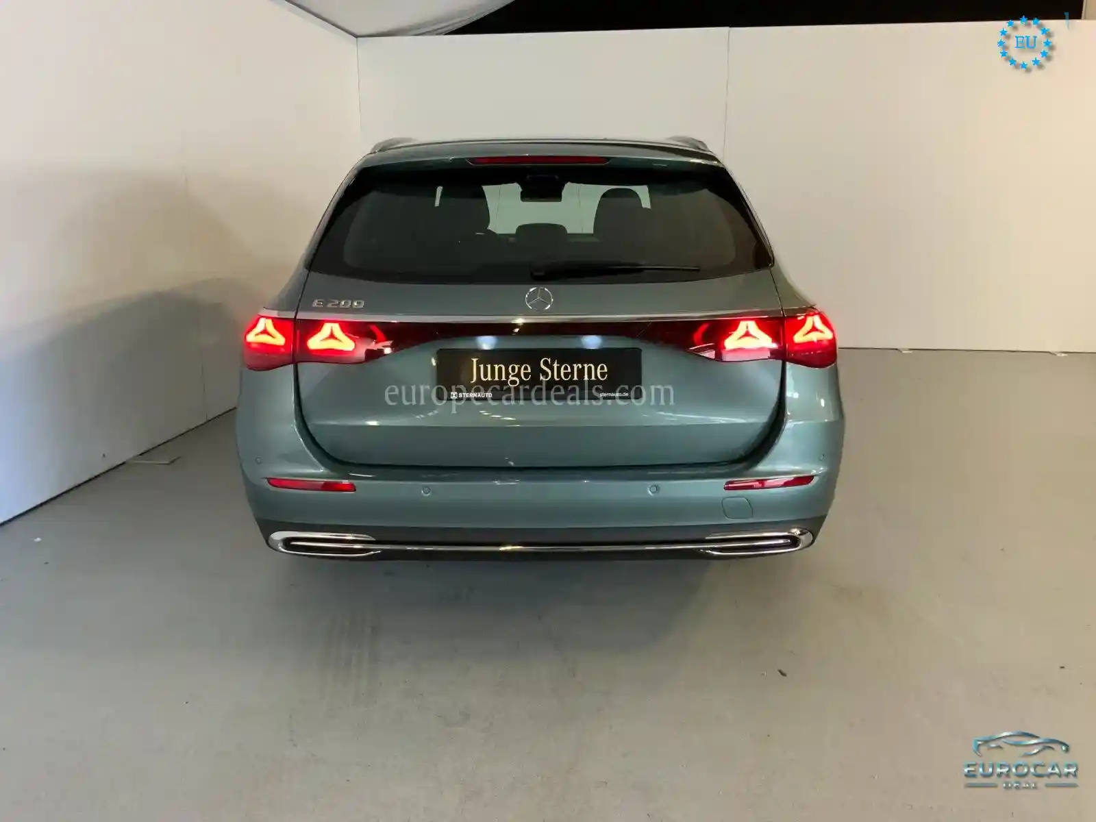 Mercedes-Benz E 200