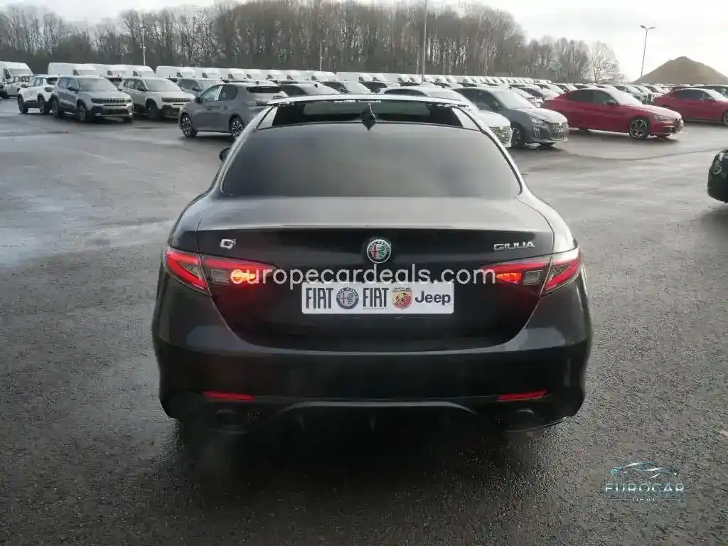 Alfa Romeo Giulia