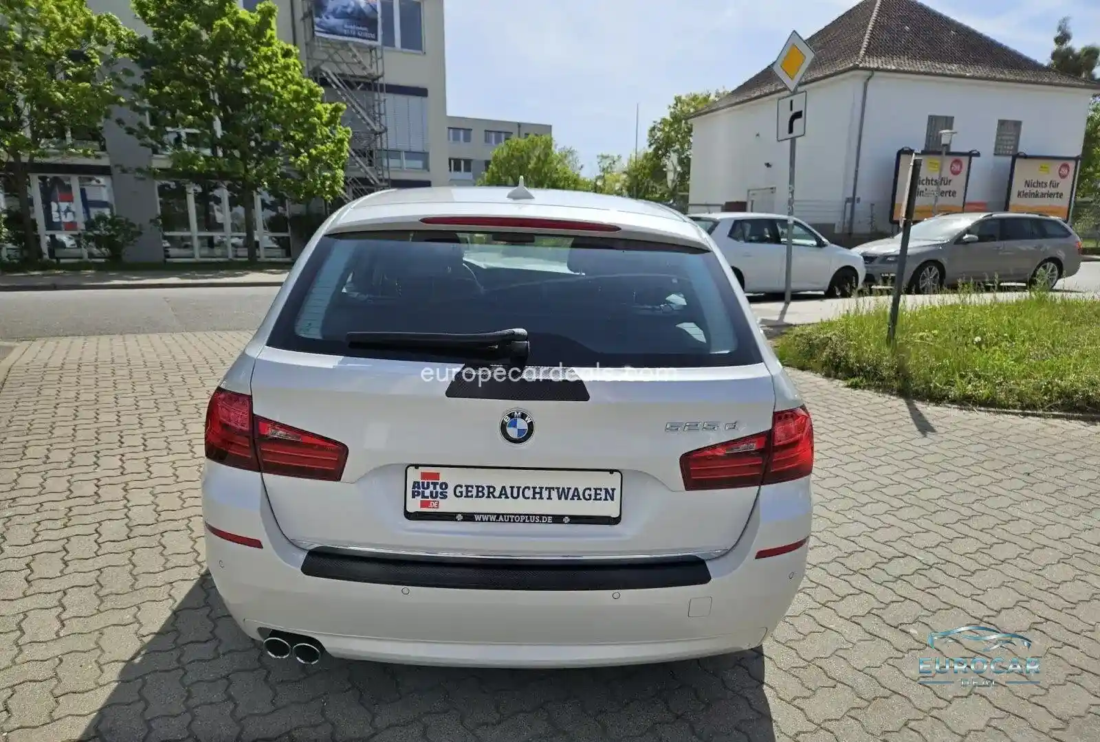BMW 525