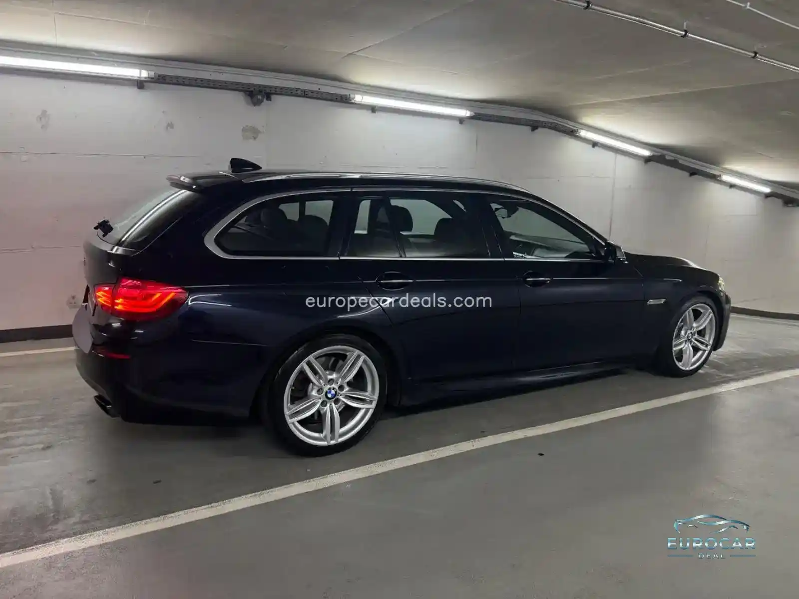 BMW M550