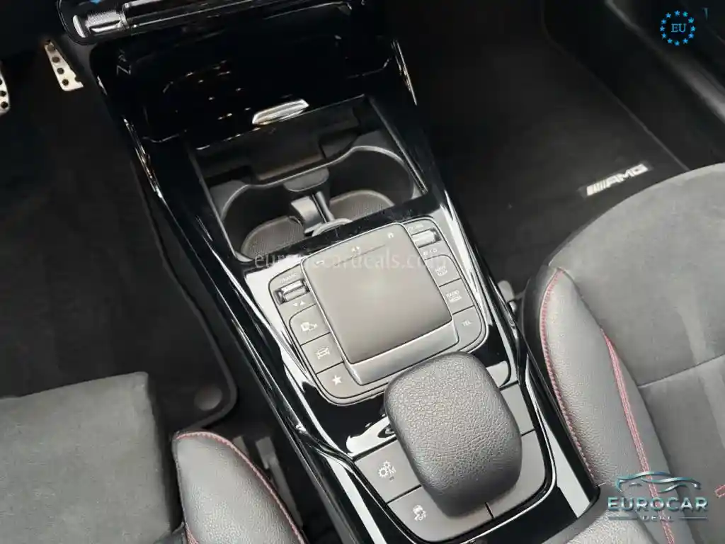 Mercedes-Benz A 35 AMG