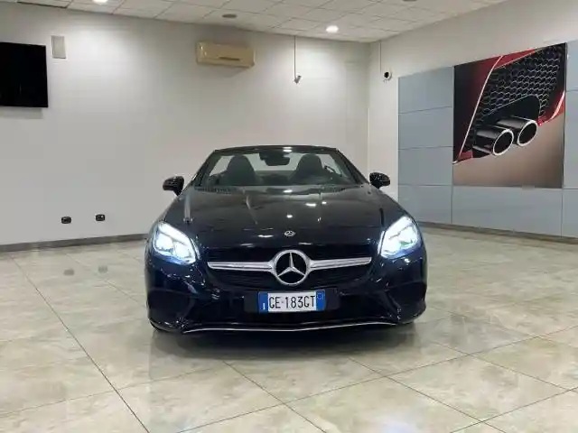 Mercedes-Benz SLC 200