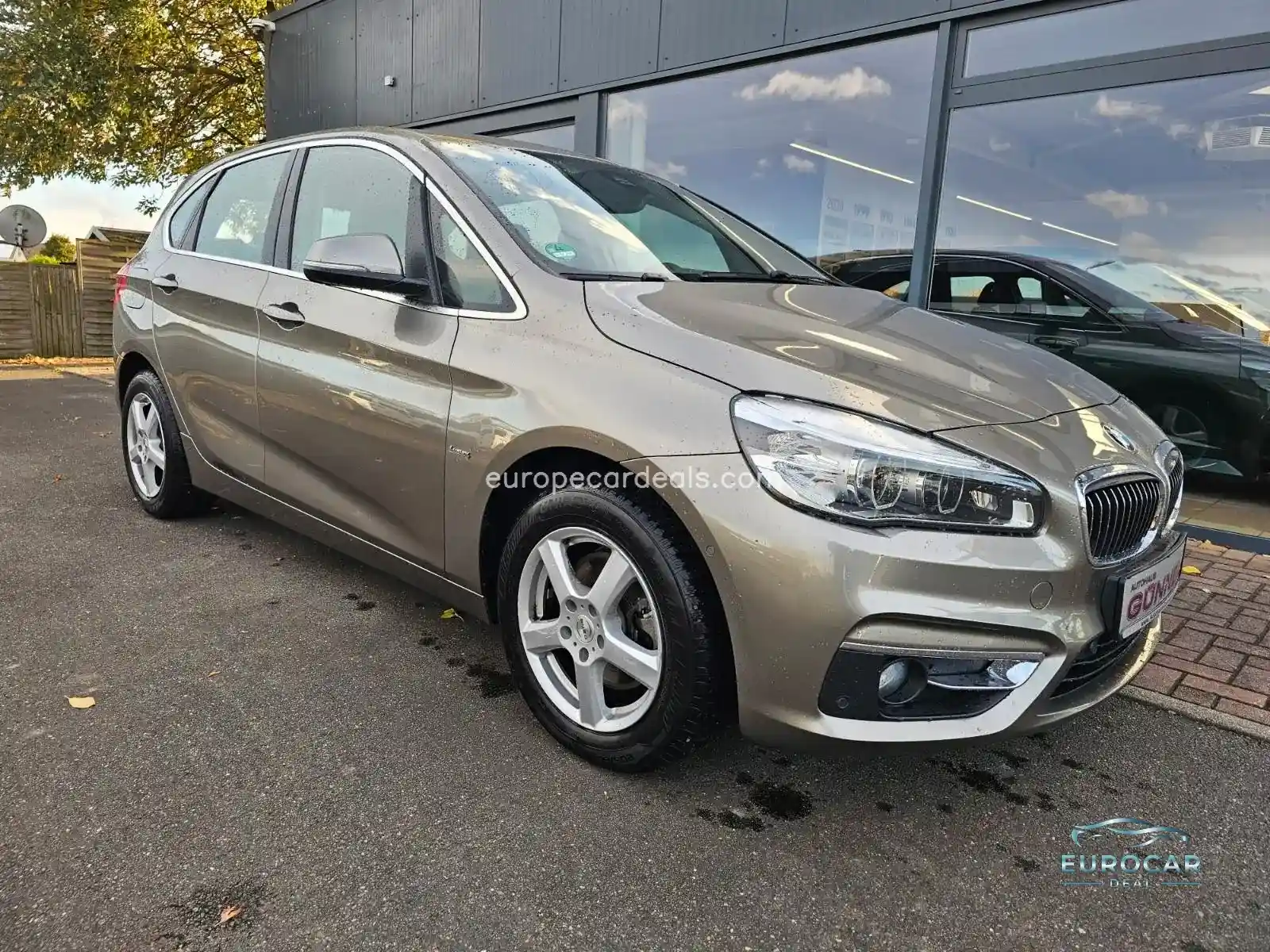 BMW 218