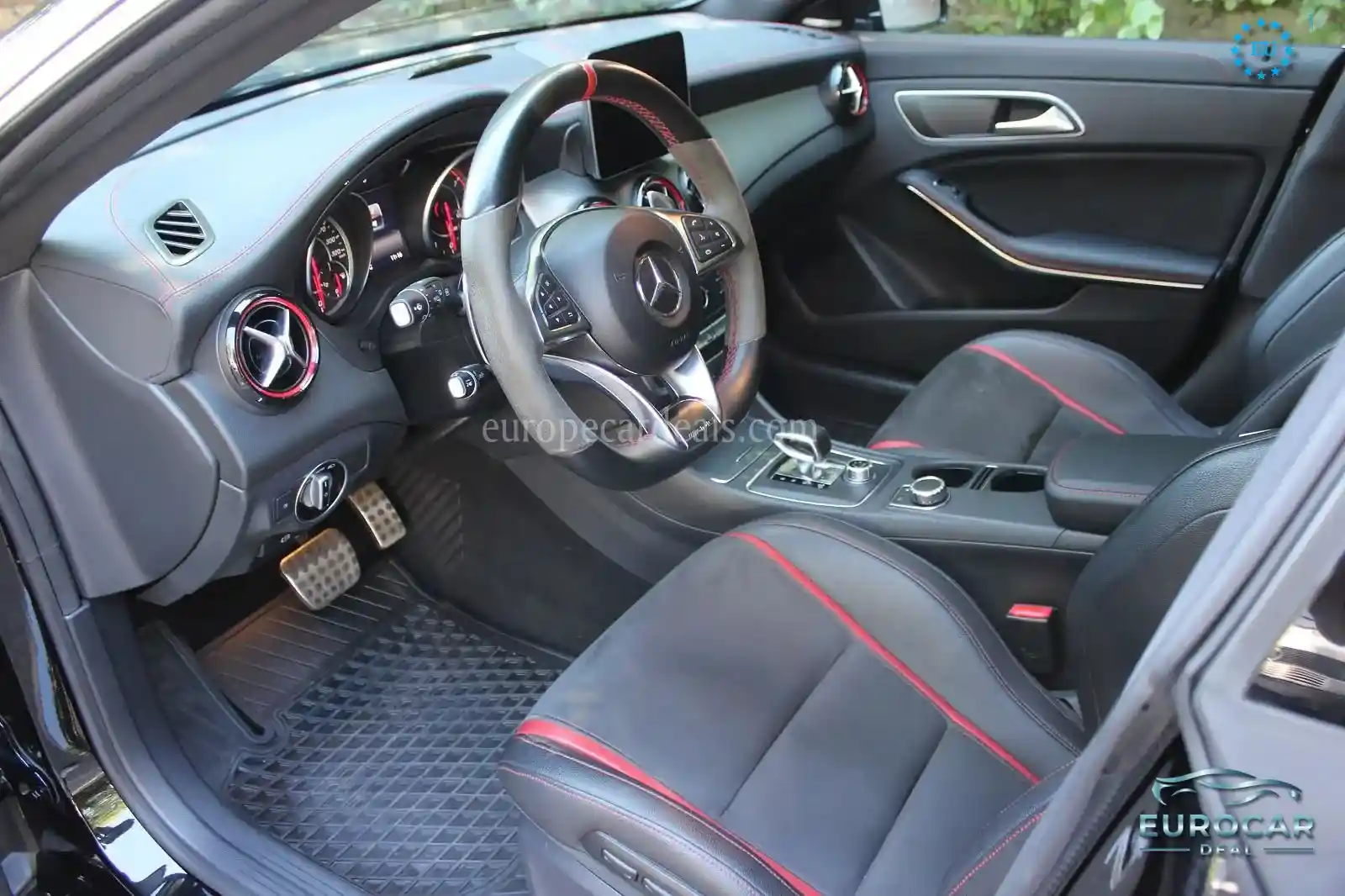 Mercedes-Benz CLA 45 AMG