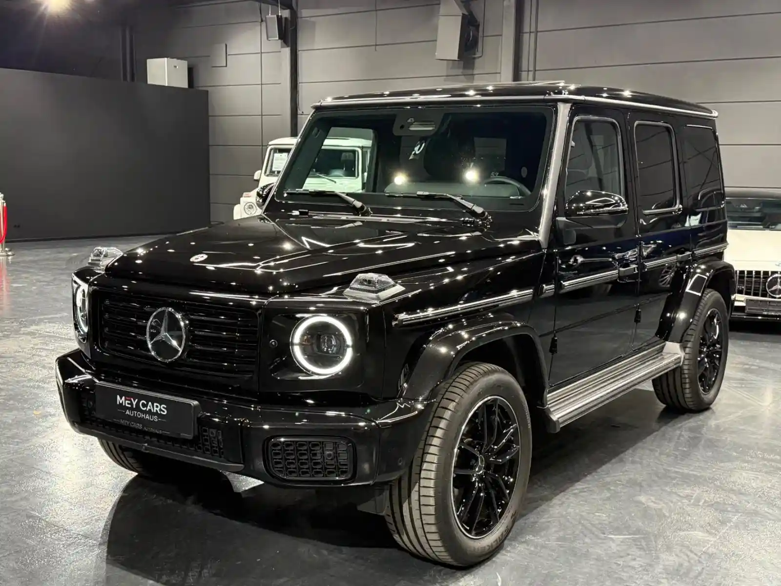 Mercedes-Benz G 500