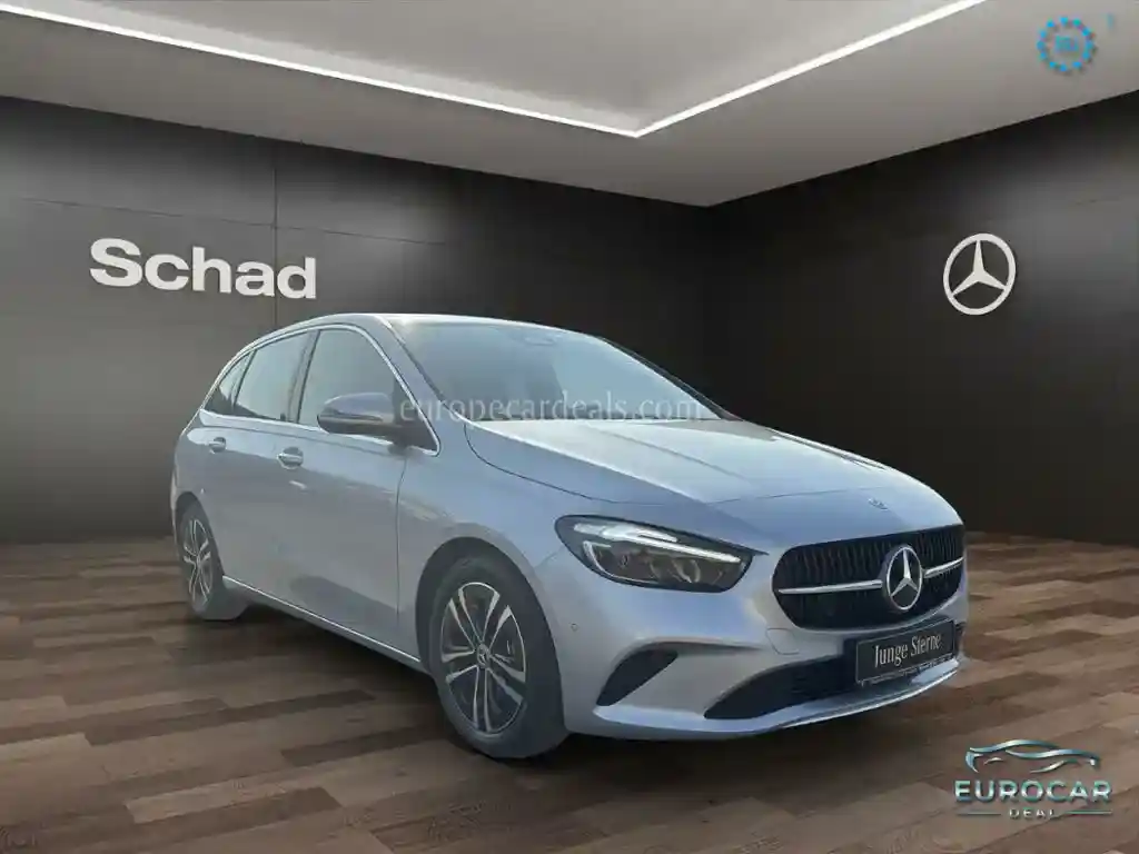 Mercedes-Benz B 180