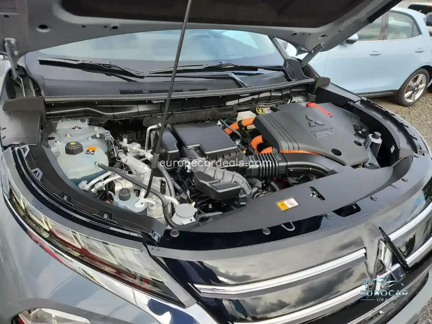 Mitsubishi Plug-in Hybrid Outlander