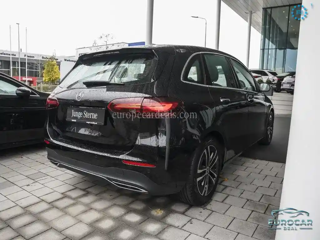 Mercedes-Benz B 200