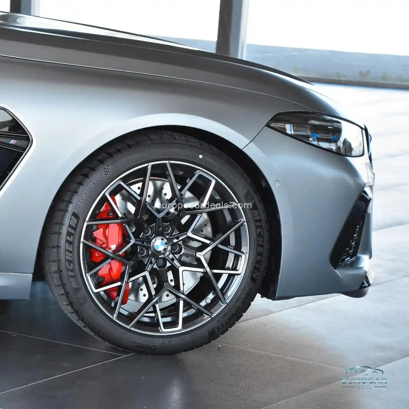 BMW M8