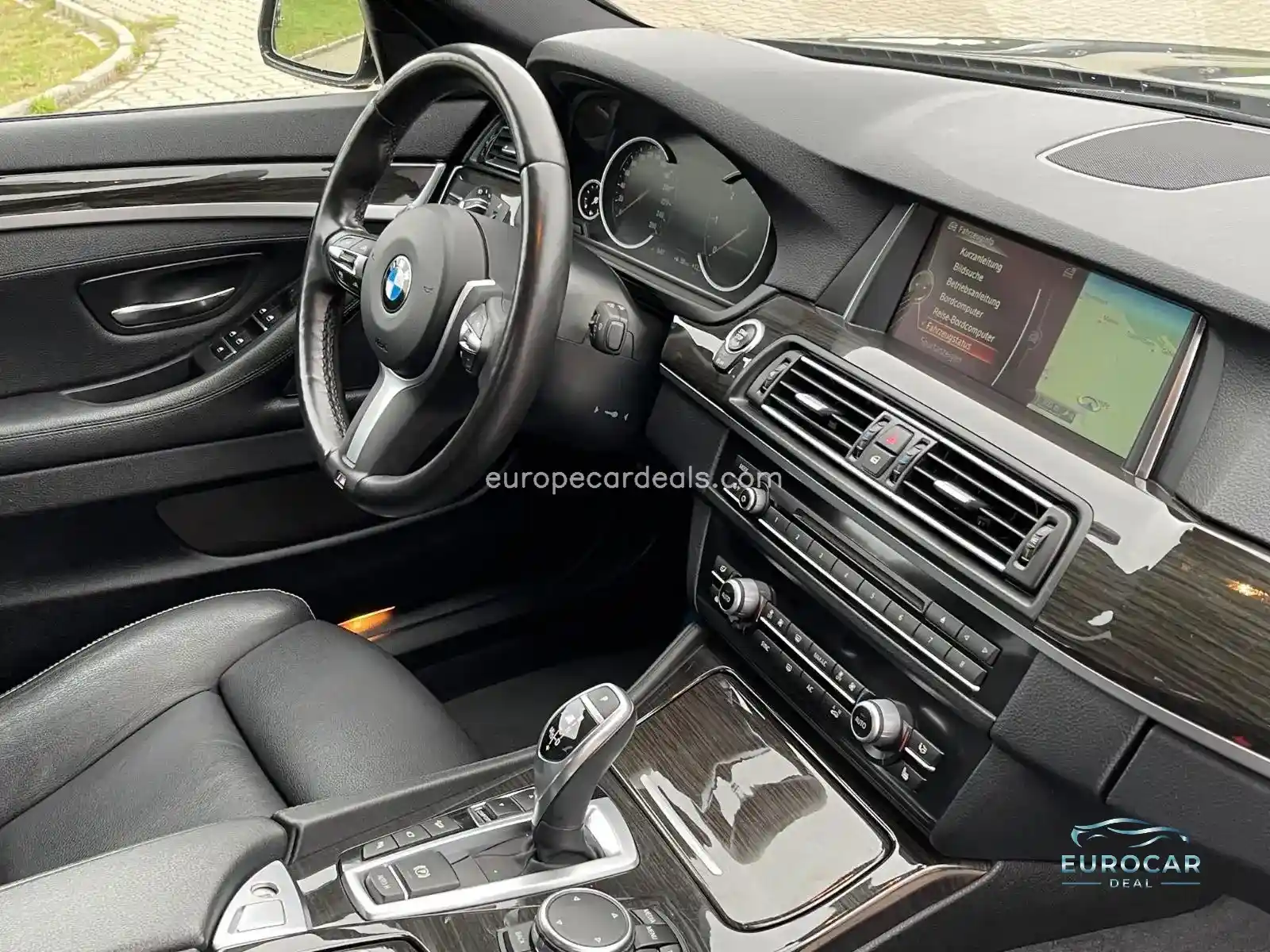 BMW M550
