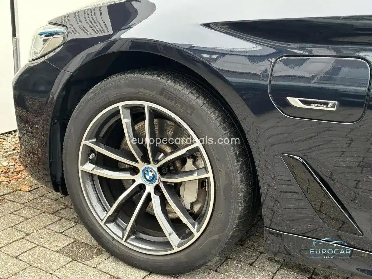 BMW 530
