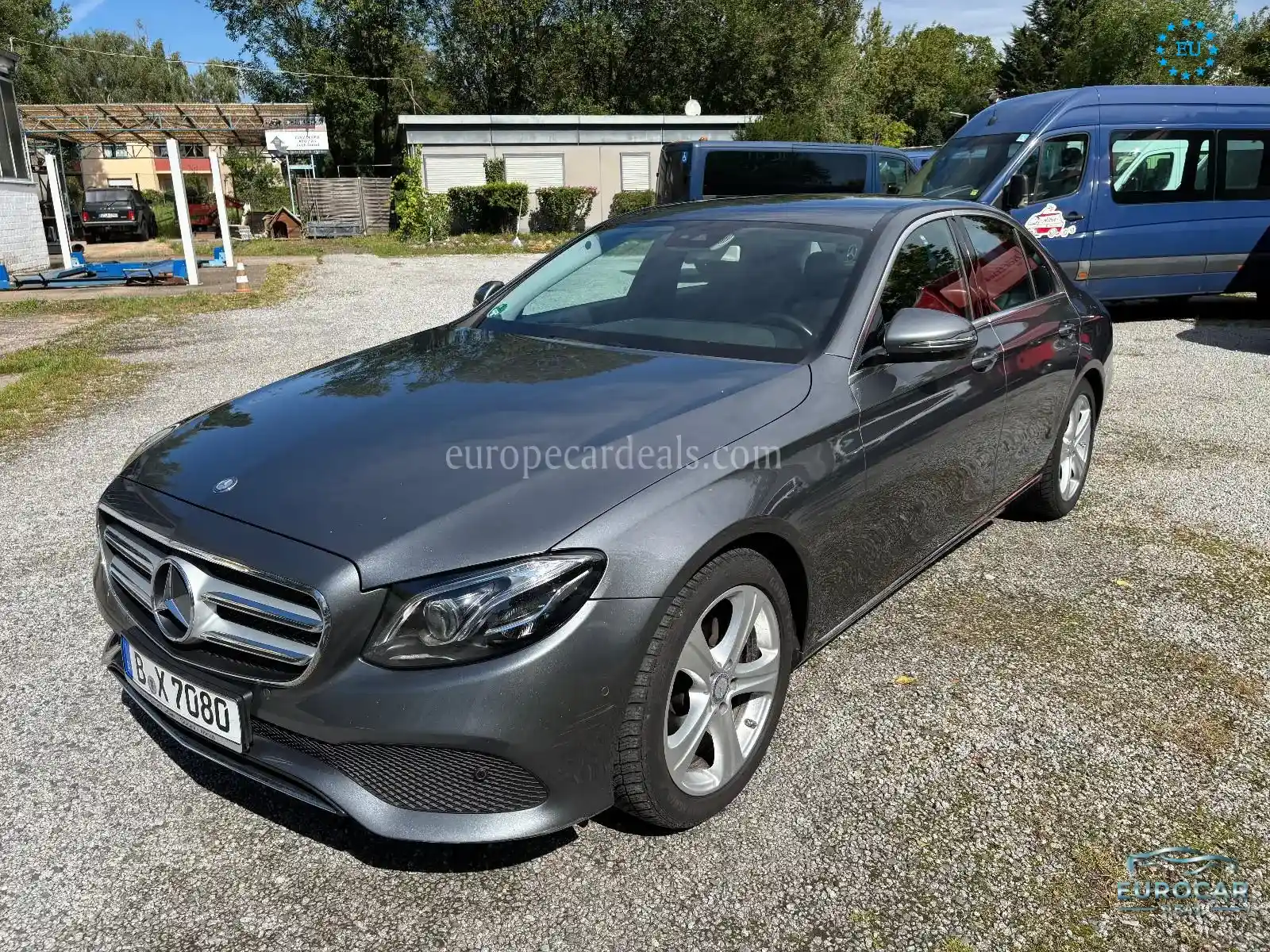 Mercedes-Benz E 200