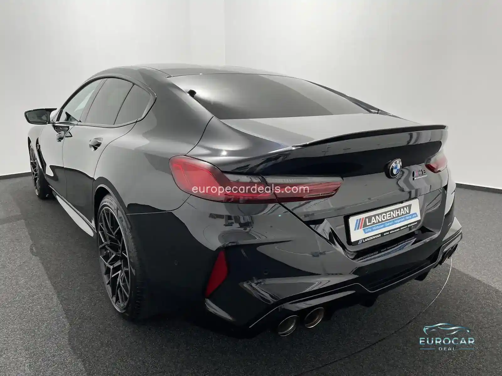 BMW M8