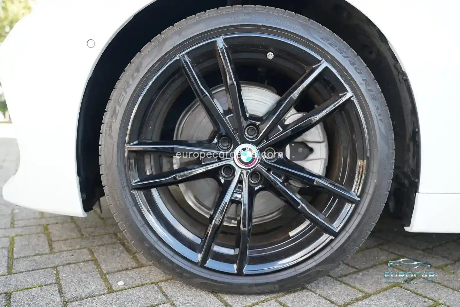 BMW 230