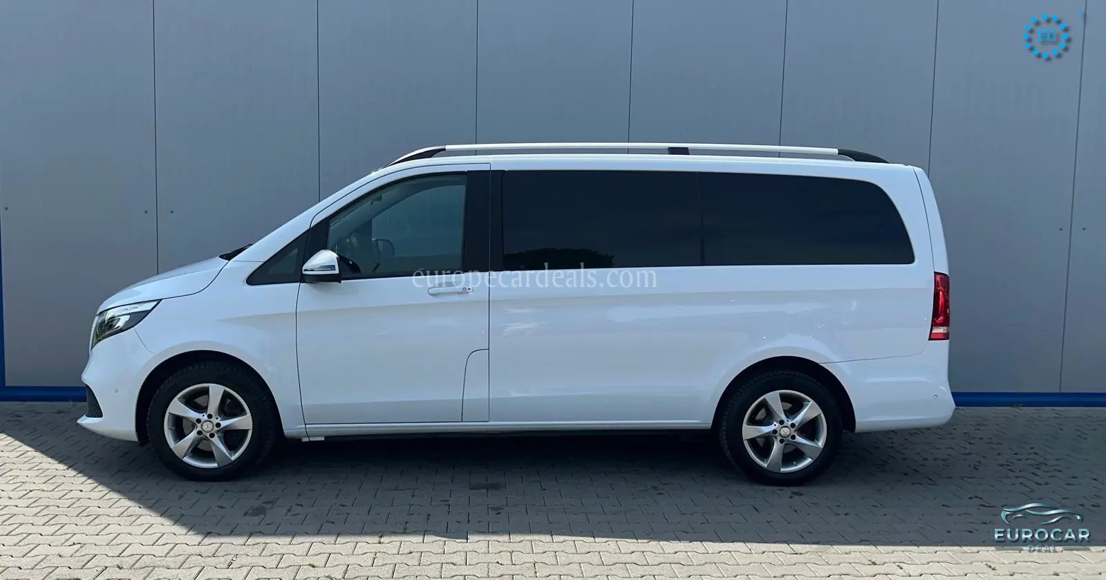 Mercedes-Benz V 220