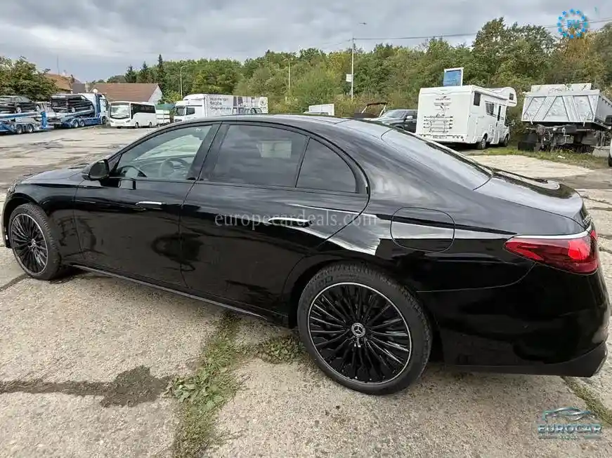 Mercedes-Benz E 300