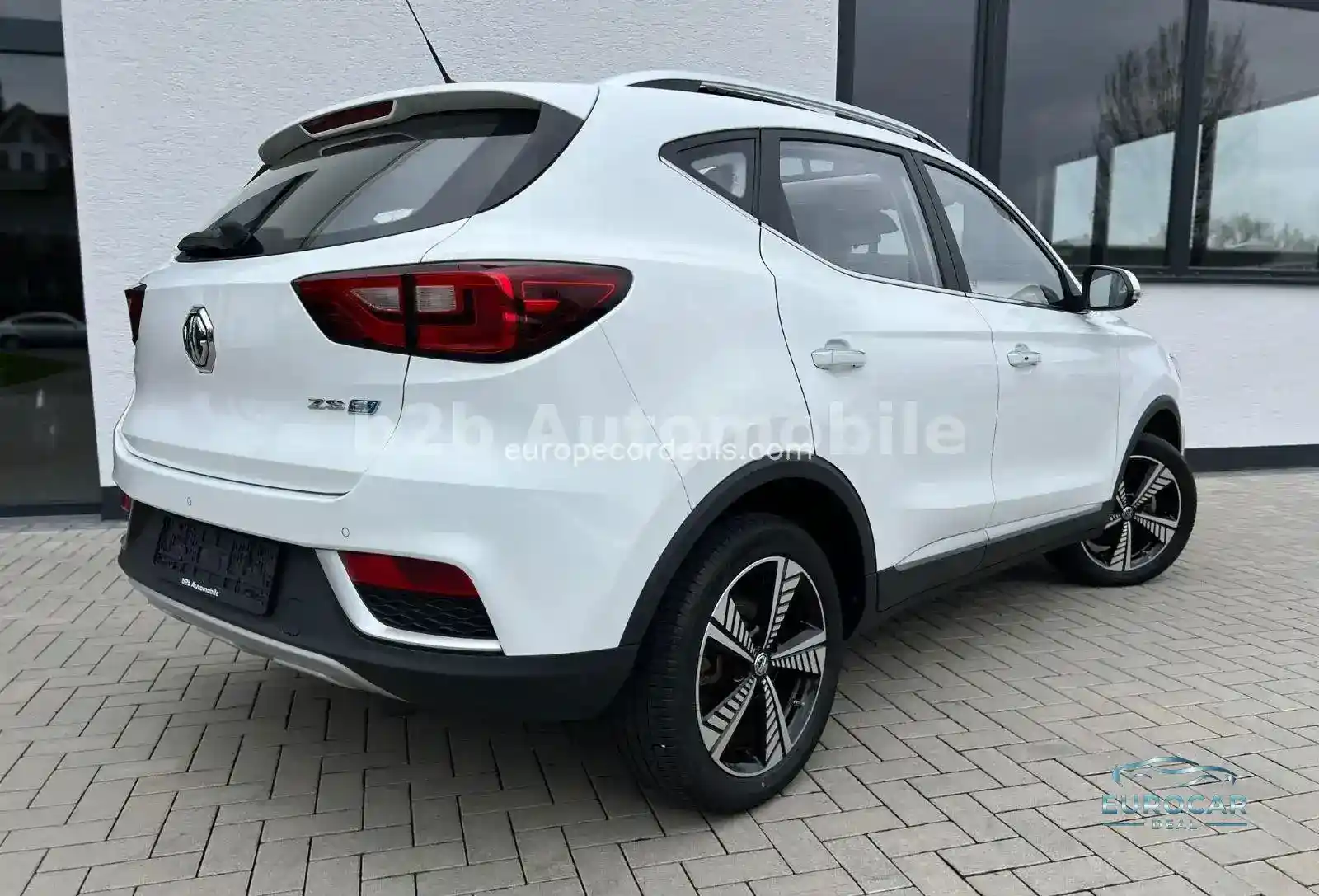MG ZS