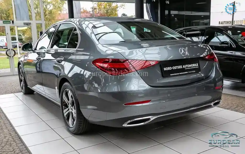 Mercedes-Benz C 220