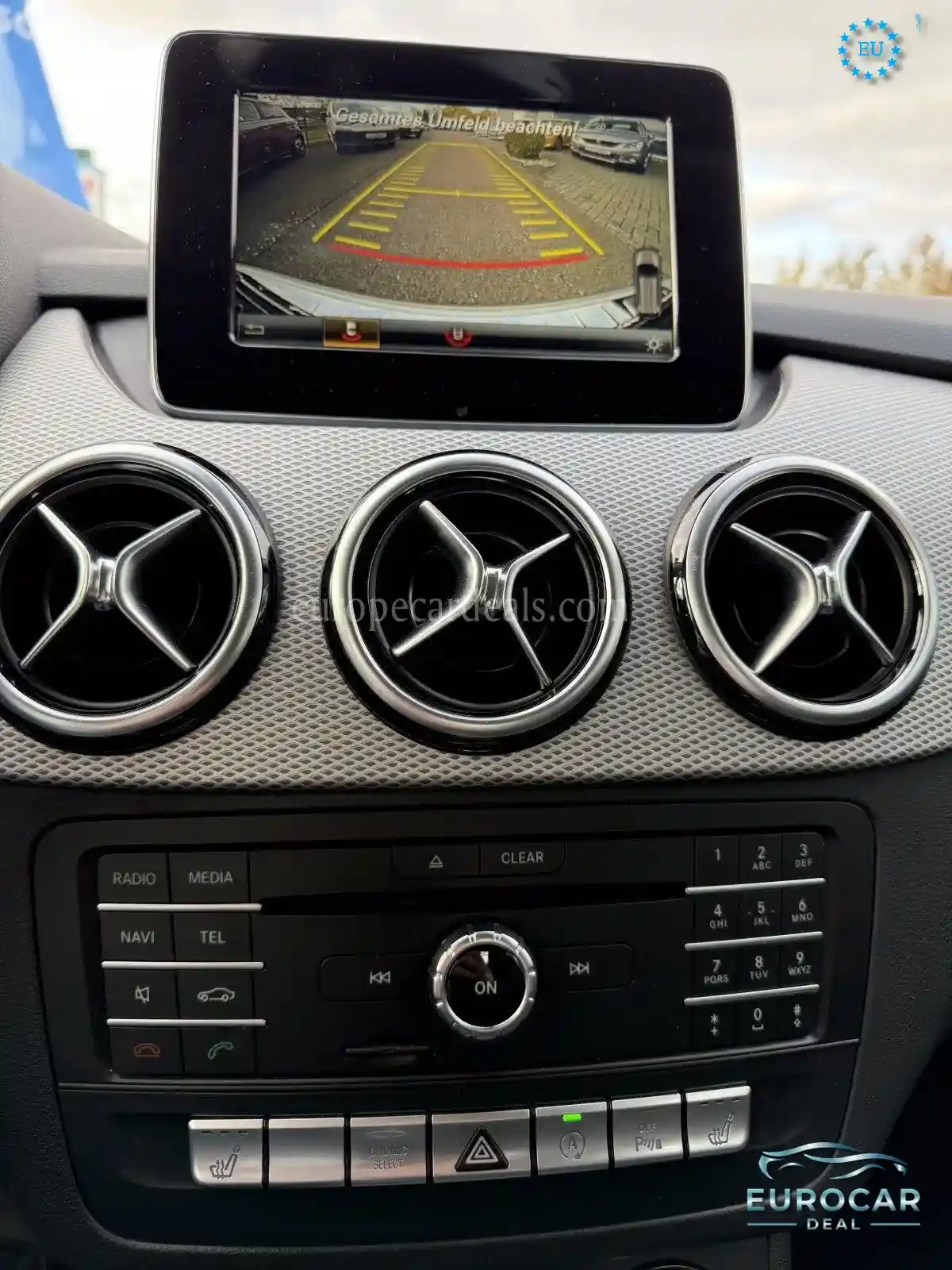 Mercedes-Benz B 220