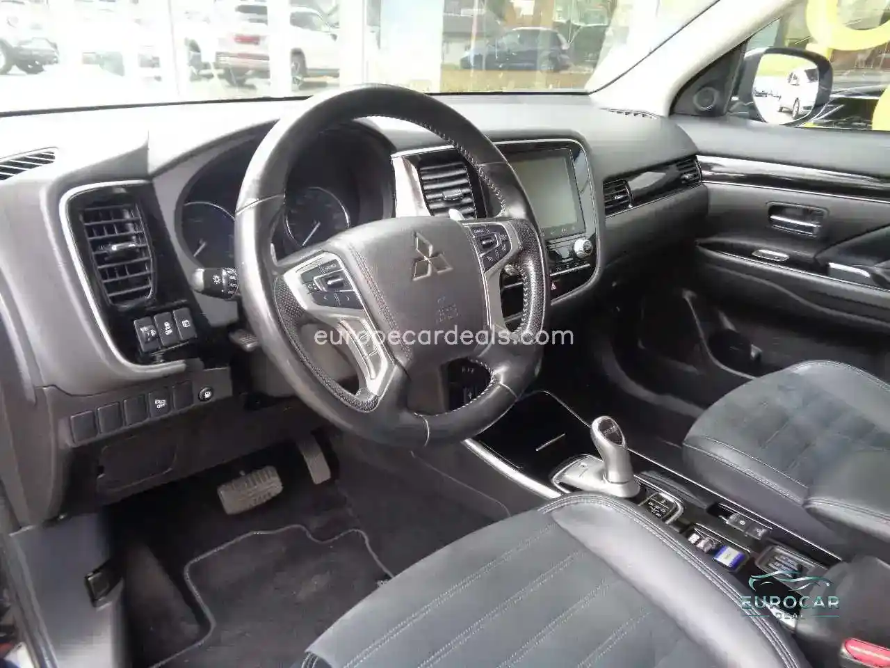 Mitsubishi Plug-in Hybrid Outlander