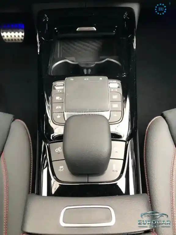Mercedes-Benz CLA 45 AMG