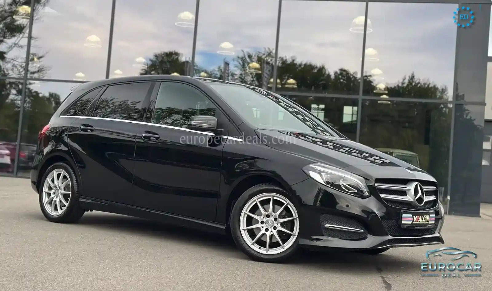 Mercedes-Benz B 180