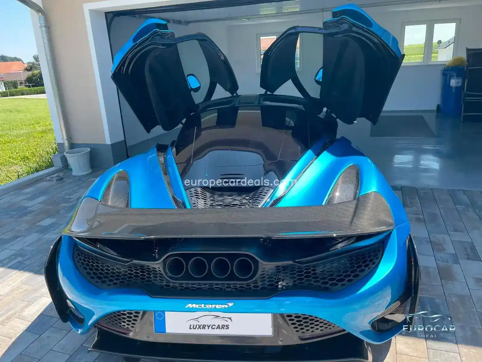 McLaren 765LT