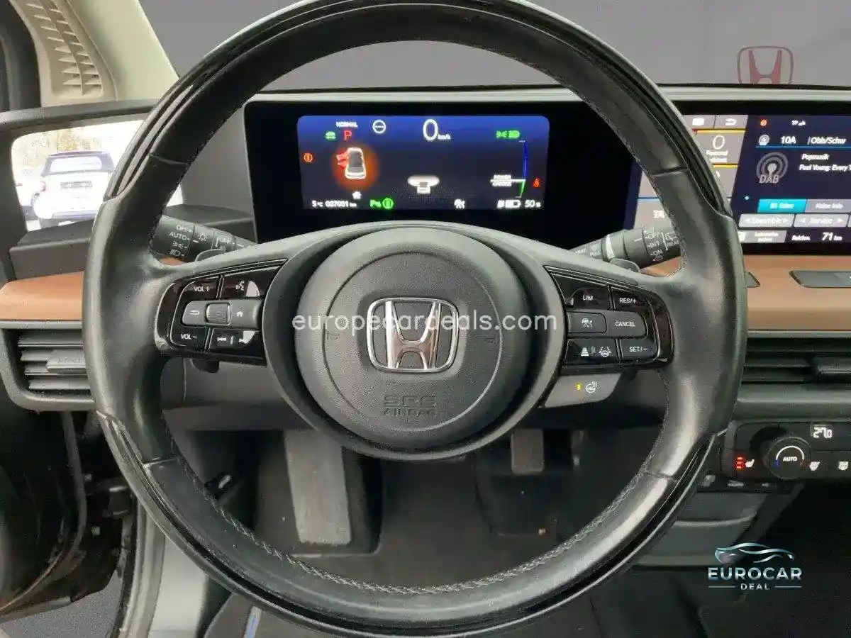 Honda e