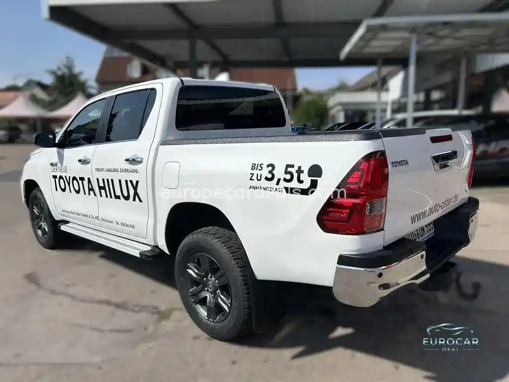 Toyota Hilux