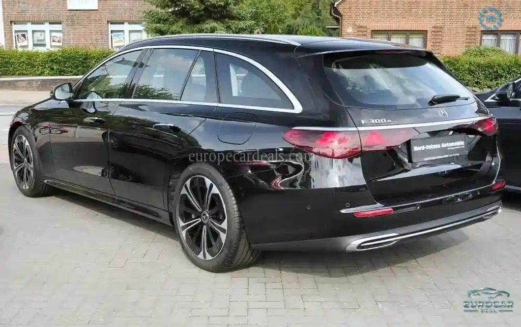 Mercedes-Benz E 300