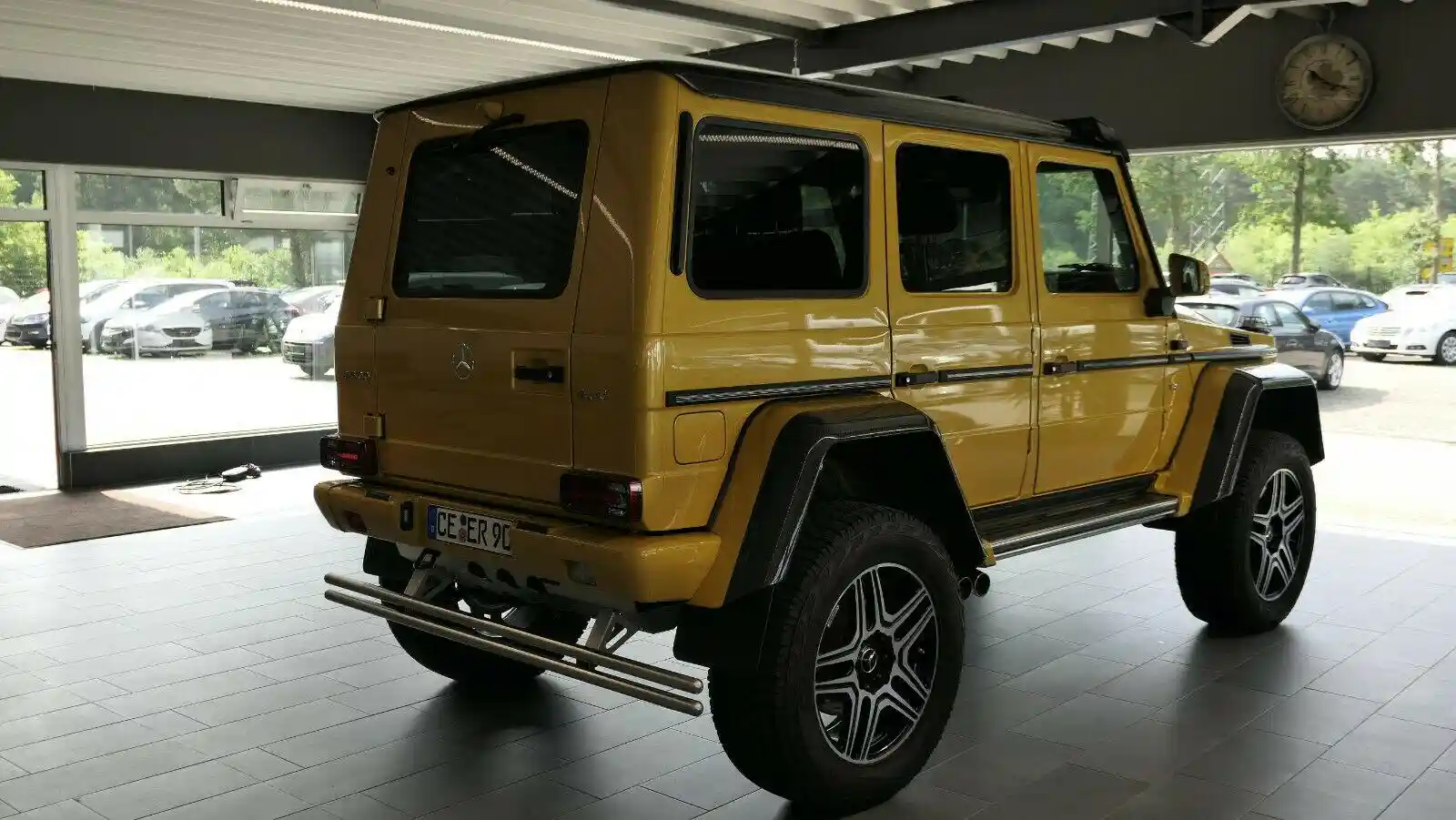 Mercedes-Benz G 500