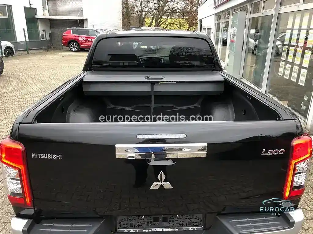 Mitsubishi L200