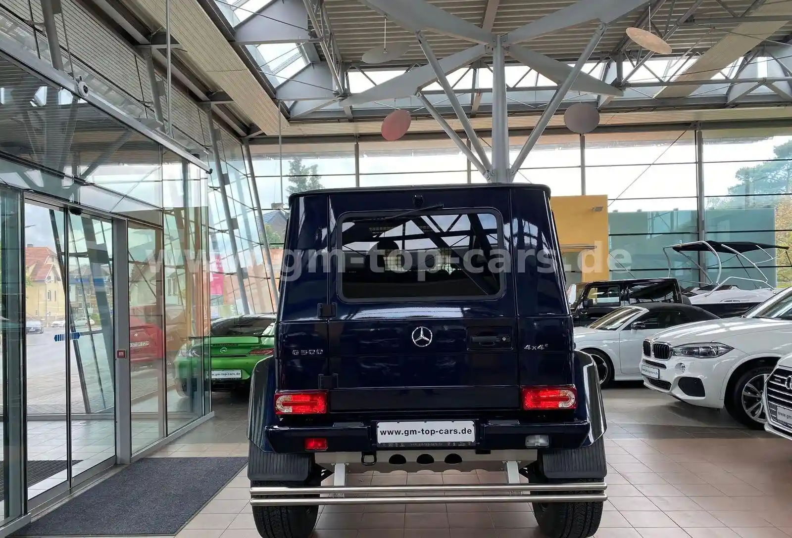 Mercedes-Benz G 500
