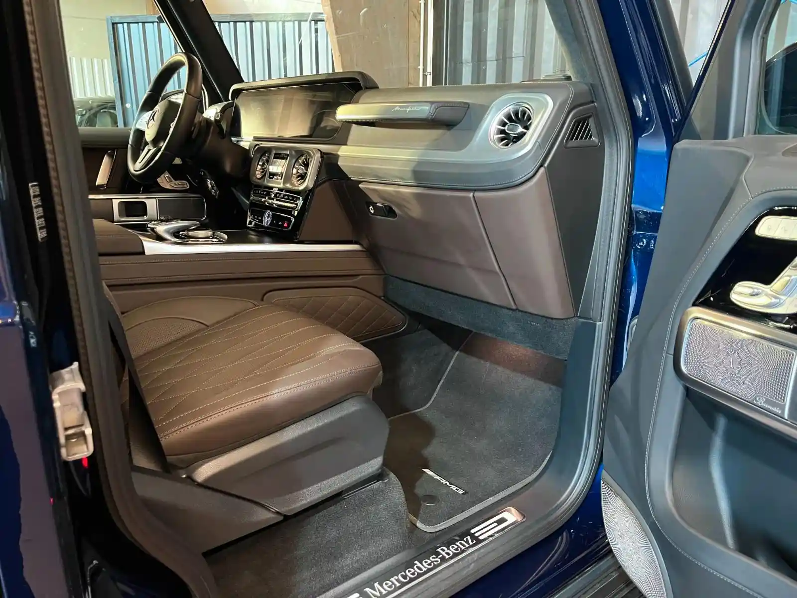 Mercedes-Benz G 500