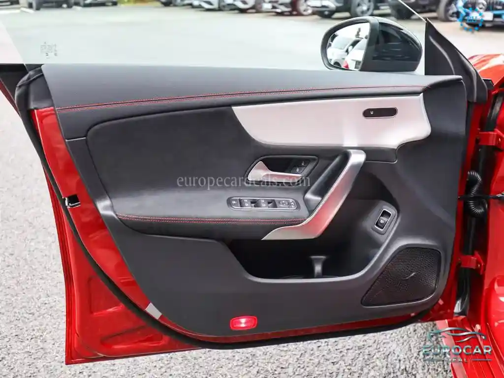 Mercedes-Benz CLA 220