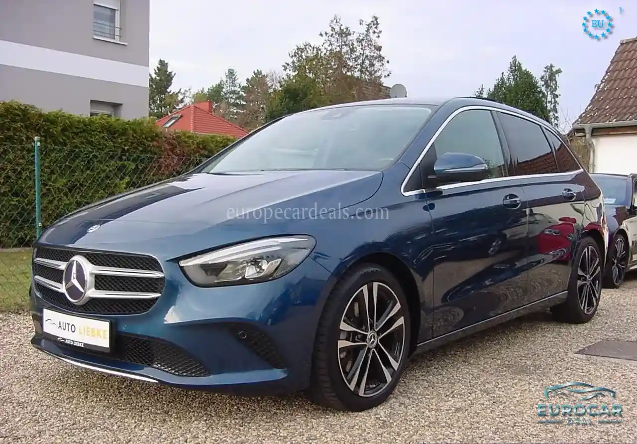 Mercedes-Benz B 220