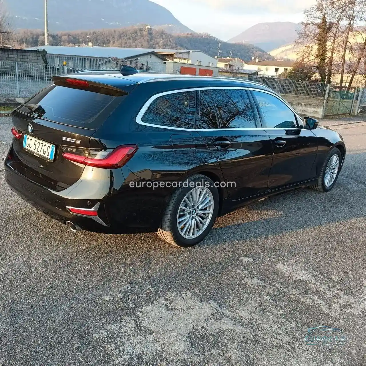 BMW 320