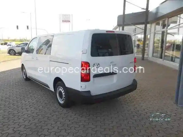 Toyota Proace (Verso)