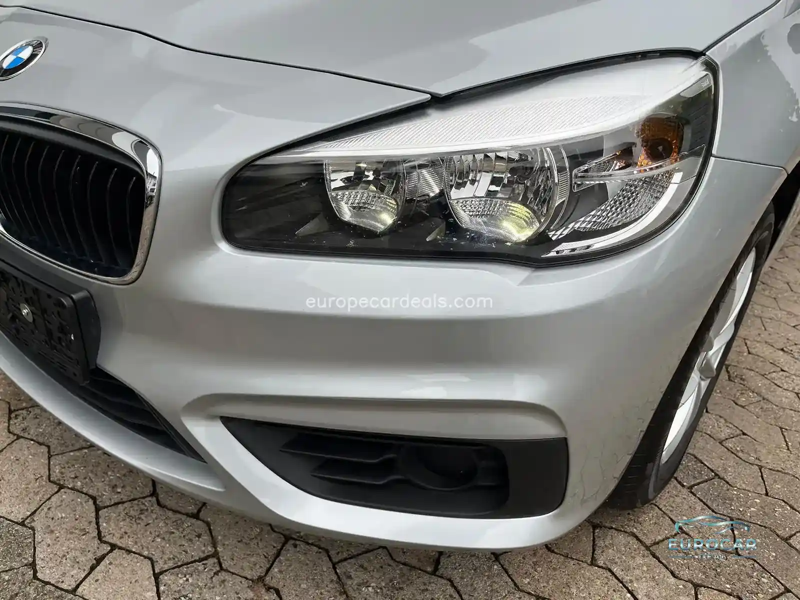BMW 218