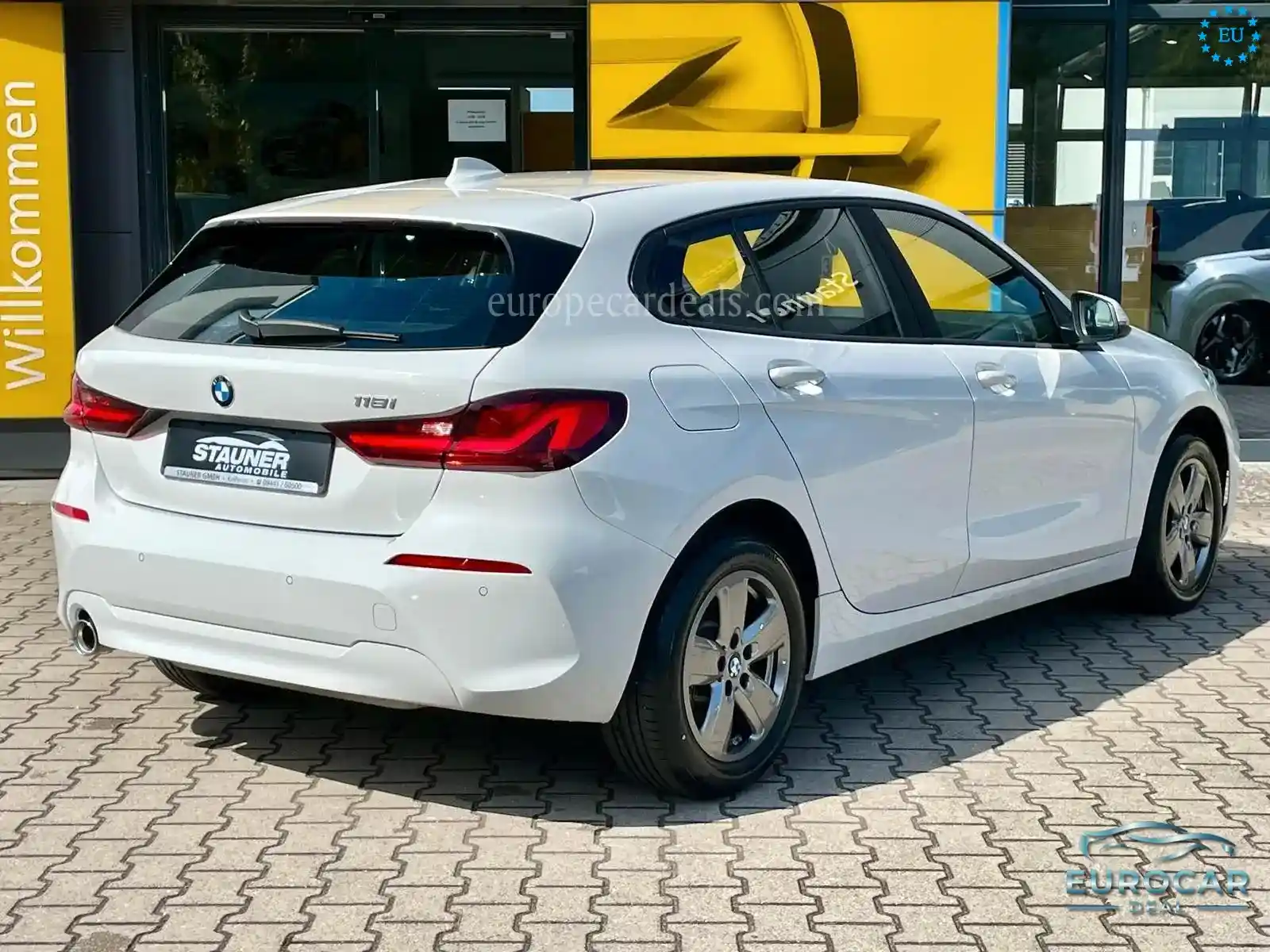 BMW 118