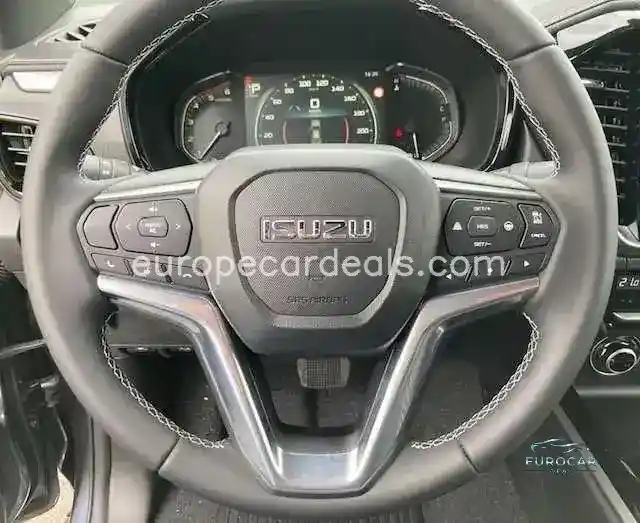 LSE Double Cab 4WD AT MY24/LED/Kamera/Sitz