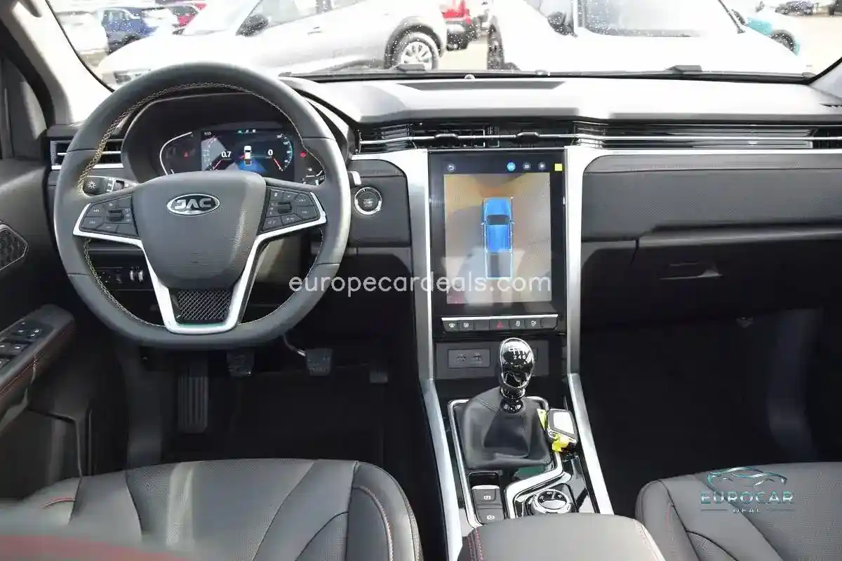JAC 8 Pro