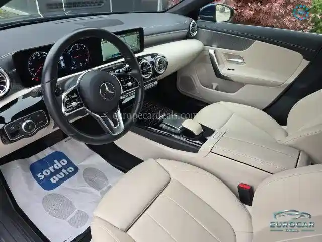 Mercedes-Benz CLA 200 Shooting Brake
