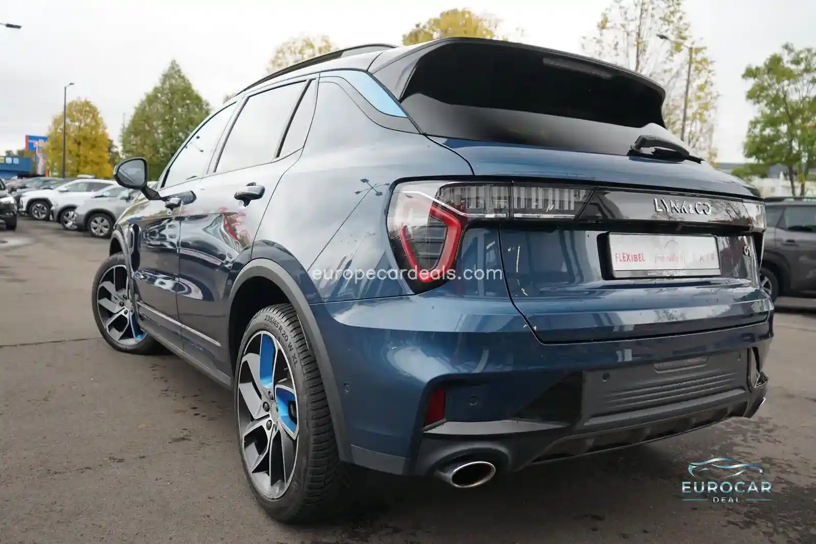 Lynk&Co 01