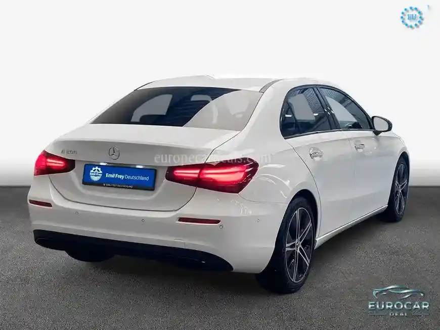 Mercedes-Benz A 200