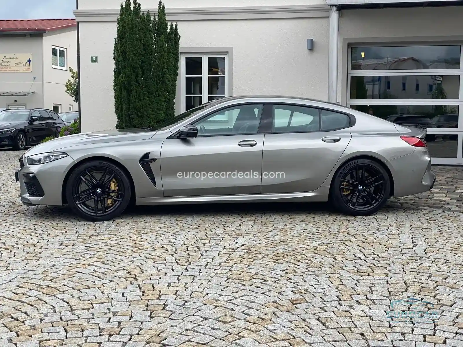 BMW M8