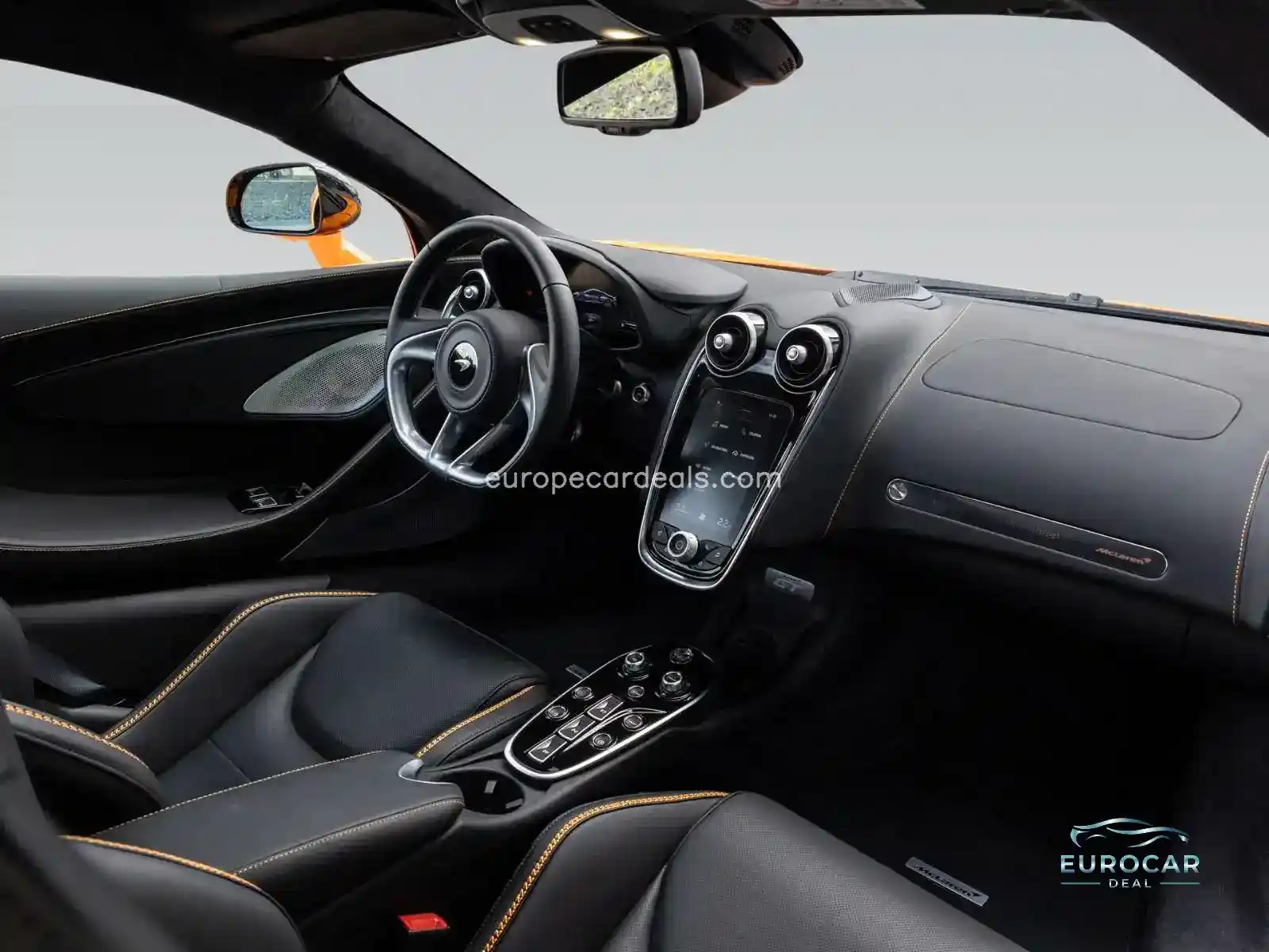 McLaren GT