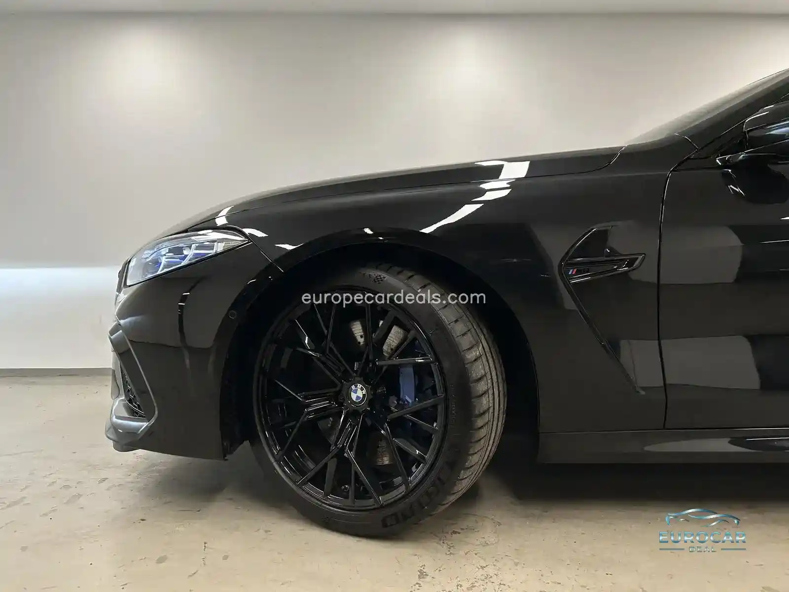 BMW M8