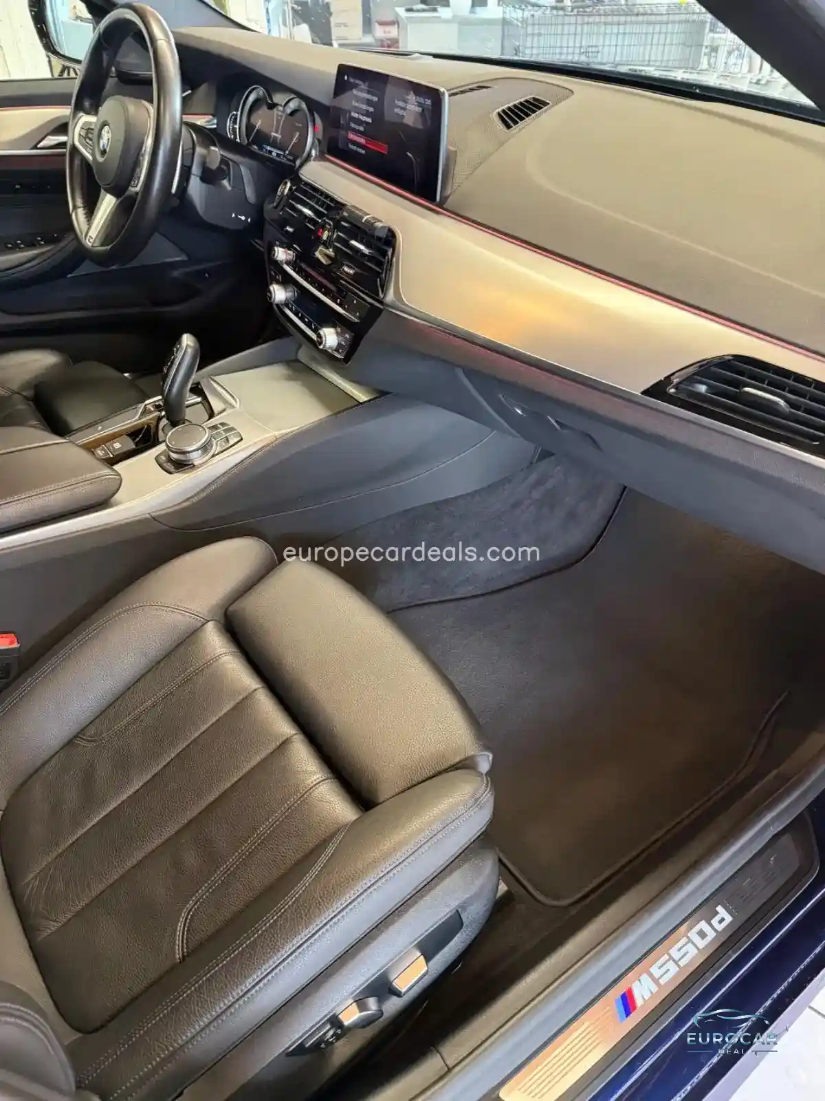 BMW M550